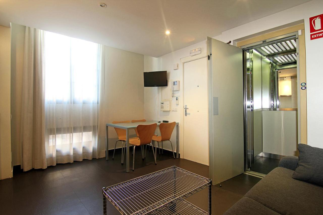 Classbedroom Born Apartments Barcelona Exteriér fotografie